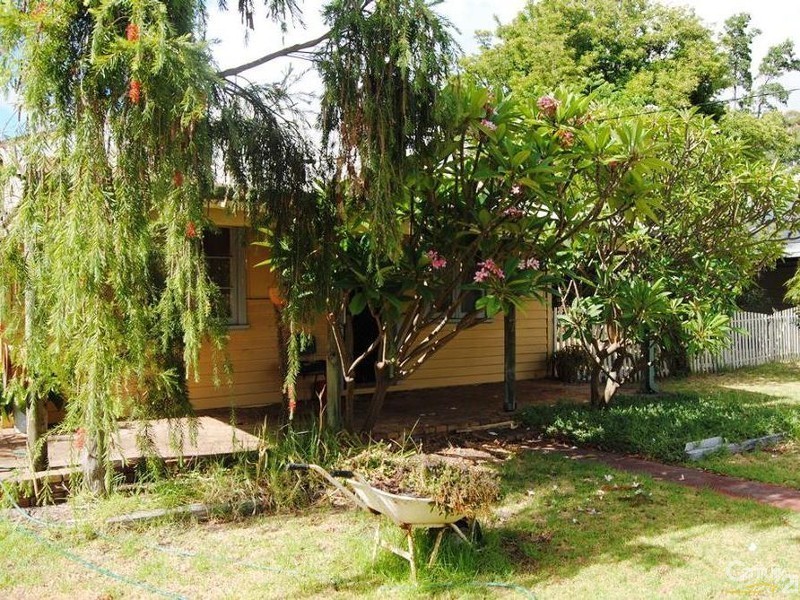 7 Money St, Burekup WA 6227