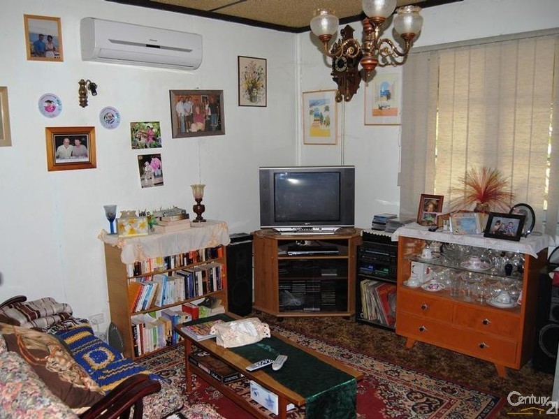 7 Money St, Burekup WA 6227