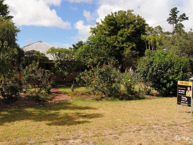 7 Money St, Burekup WA 6227