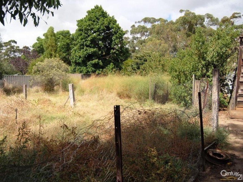 7 Money St, Burekup WA 6227