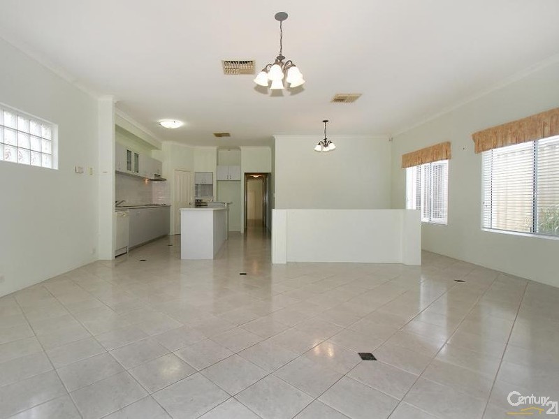 124 Ryrie Avenue, Como WA 6152