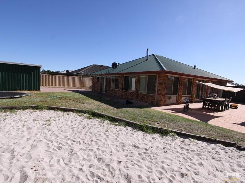 1 Coojong Road, Dalyellup WA 6230