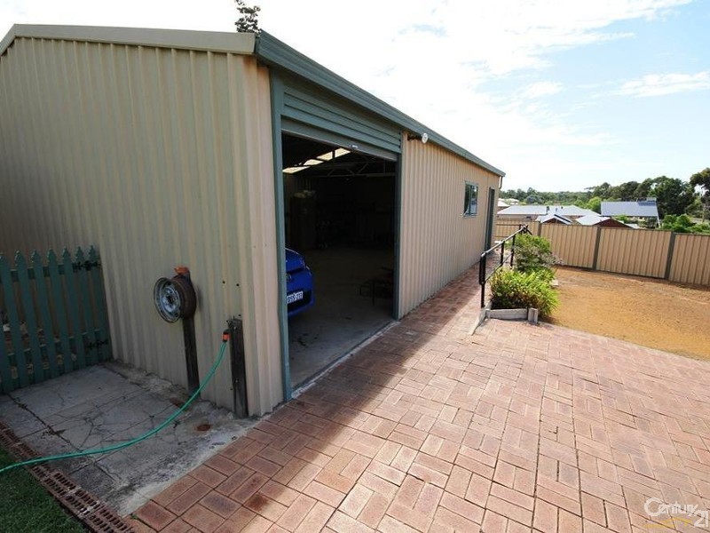 181 Throssell Street, Collie WA 6225