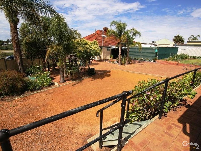 181 Throssell Street, Collie WA 6225