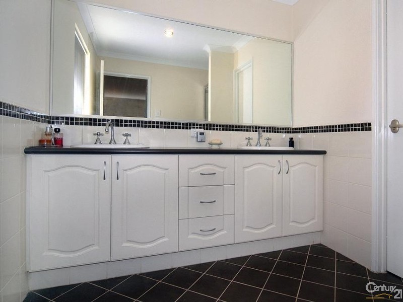 24 Whistler Way, Harvey WA 6220