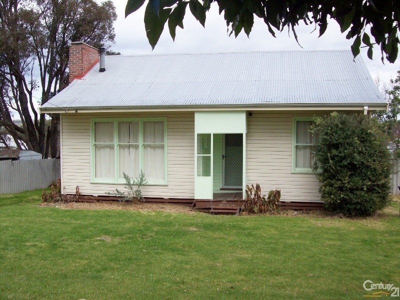 11 Cable Street, Collie WA 6225