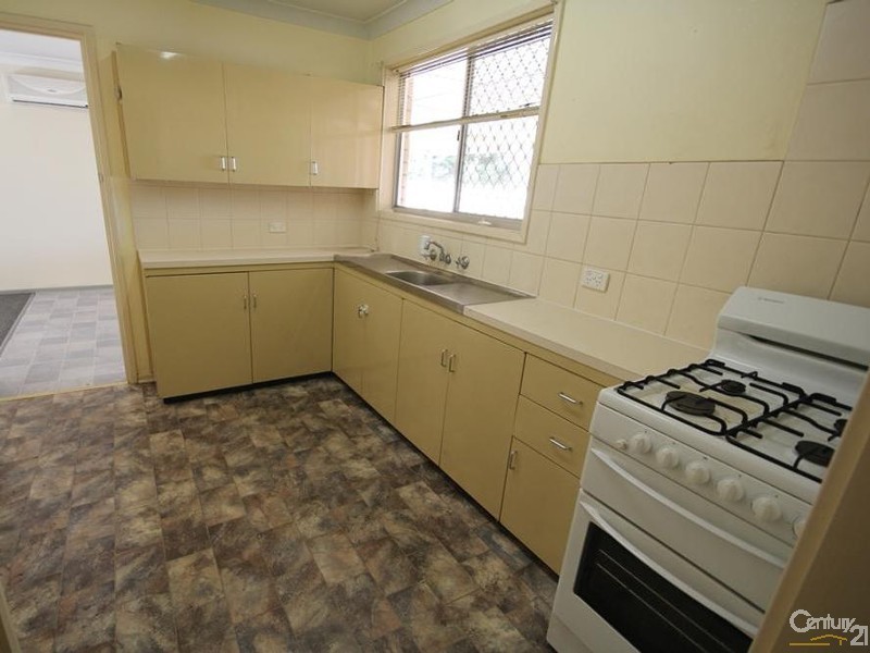 25 Elouera Street, Collie WA 6225