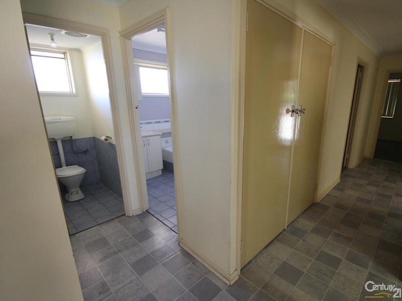 25 Elouera Street, Collie WA 6225