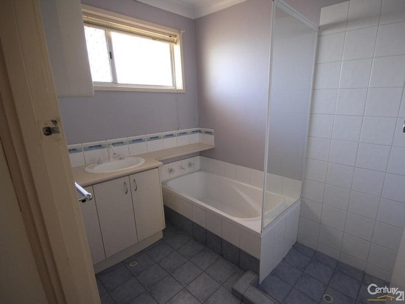 25 Elouera Street, Collie WA 6225