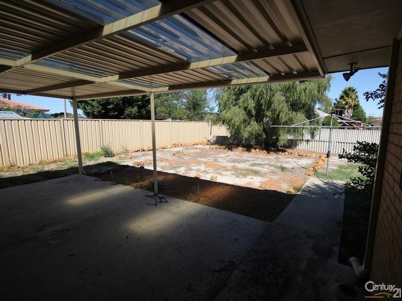 25 Elouera Street, Collie WA 6225