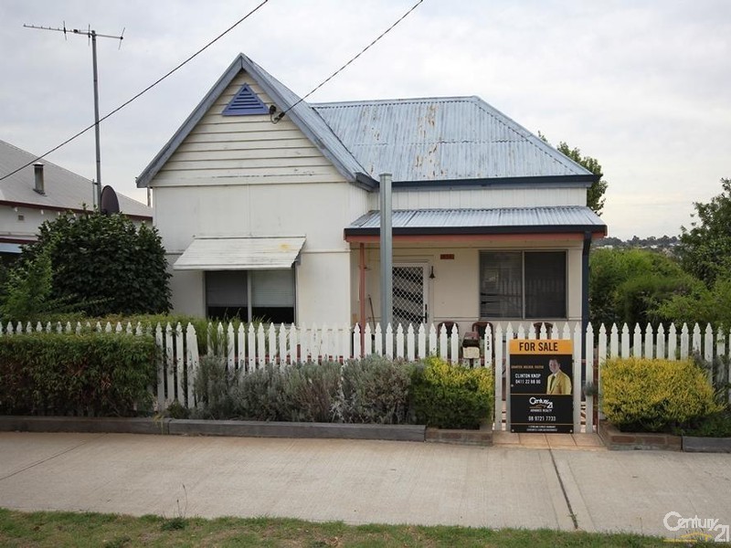 136 Wittenoom Street, Collie WA 6225