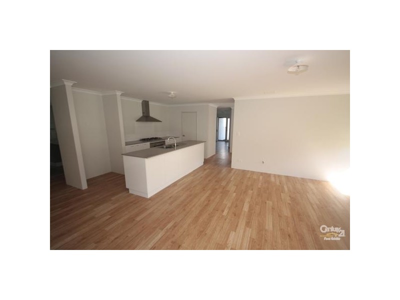 57 Leschenault Parade, Australind WA 6233