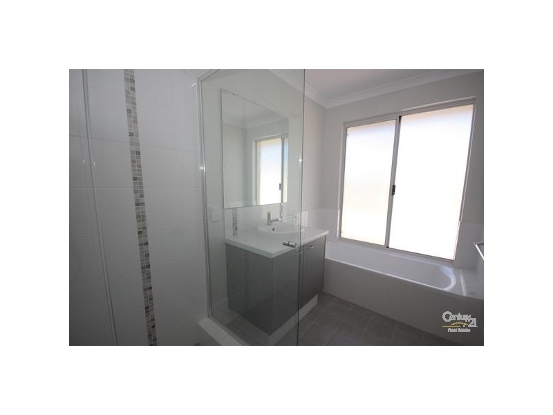 57 Leschenault Parade, Australind WA 6233