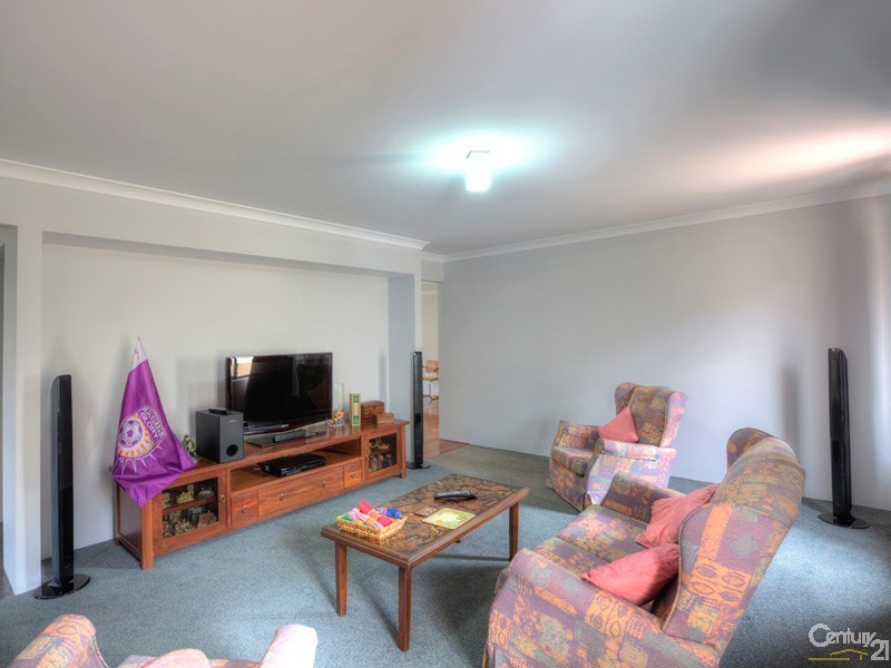12 Mustang Court, High Wycombe WA 6057