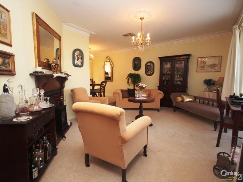 17 Harding Way, Australind WA 6233