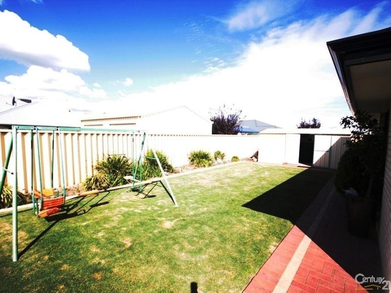 15 Margaret Circle, Eaton WA 6232