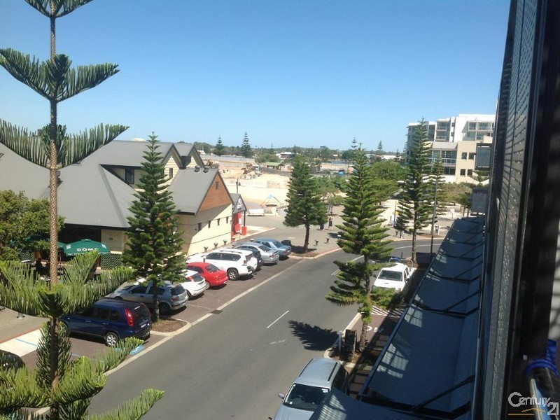 18/23-25 Casuarina Drive, Bunbury WA 6230