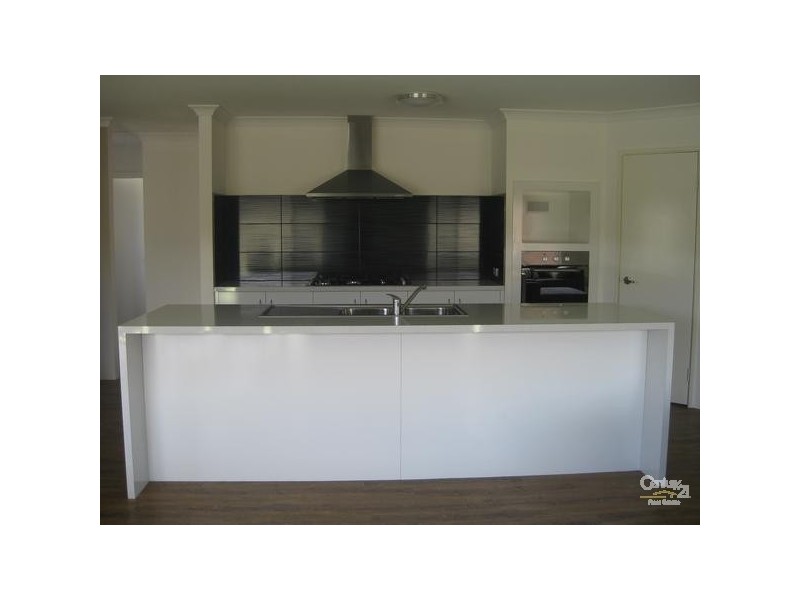 9 Tiffany Centre, Dalyellup WA 6230