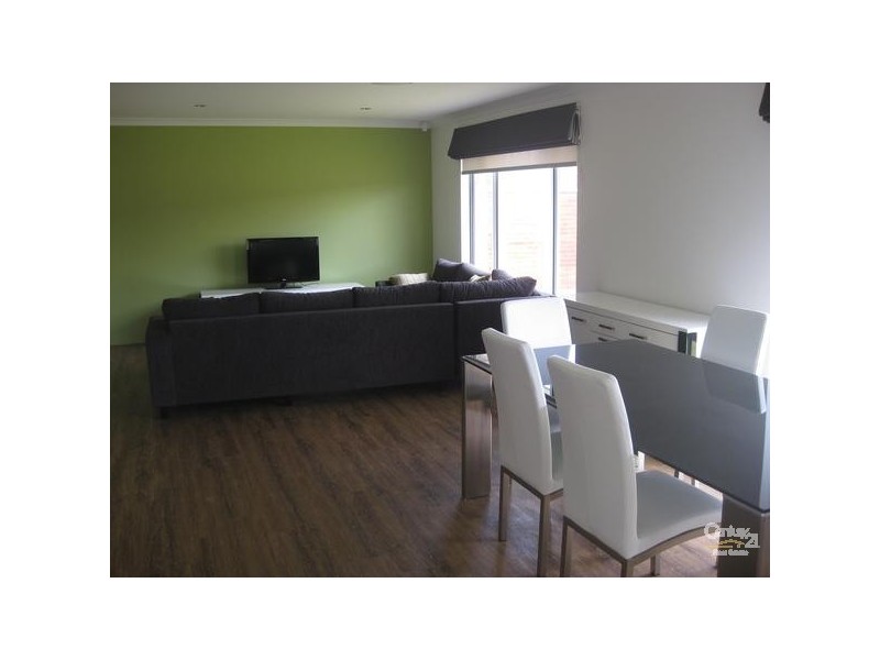 9 Tiffany Centre, Dalyellup WA 6230