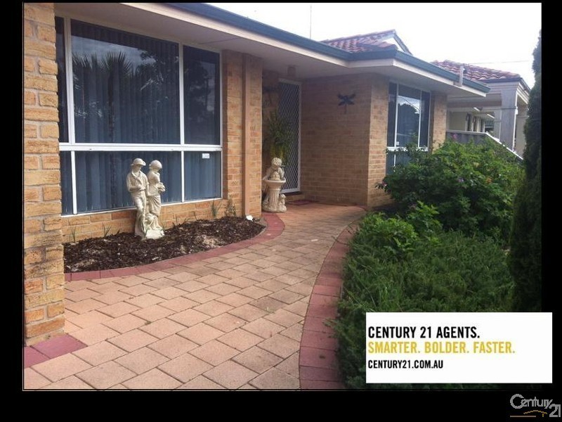 314 Ocean Drive, Withers WA 6230