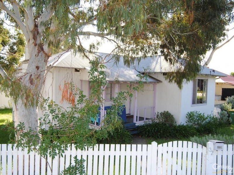 32 Talbot Road, Brunswick WA 6224