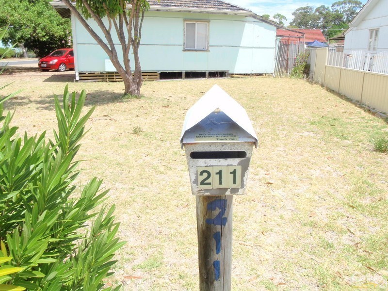211 Clarke Street, Bunbury WA 6230