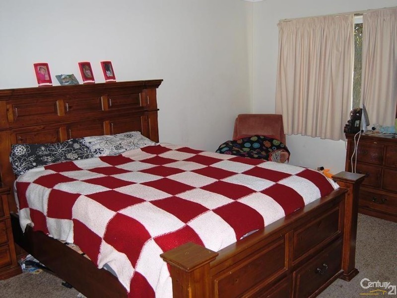 13 Hester Road, Harvey WA 6220