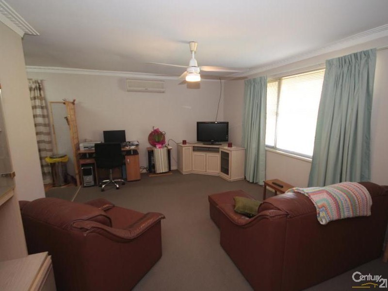 14 Wallrodt Crescent, Glen Iris WA 6230