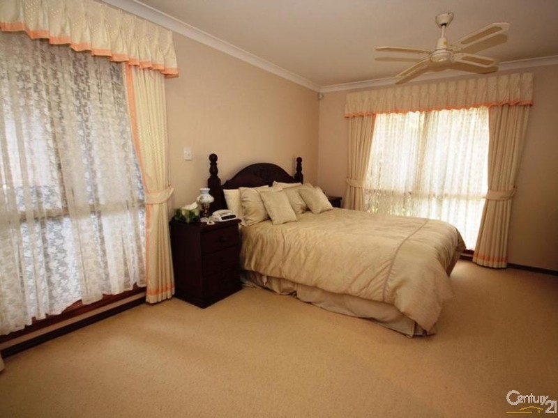 1 Tobin Place, Withers WA 6230