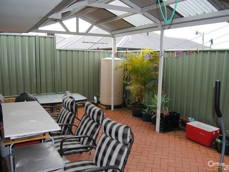 2/44 Hamilton Road, Eaton WA 6232