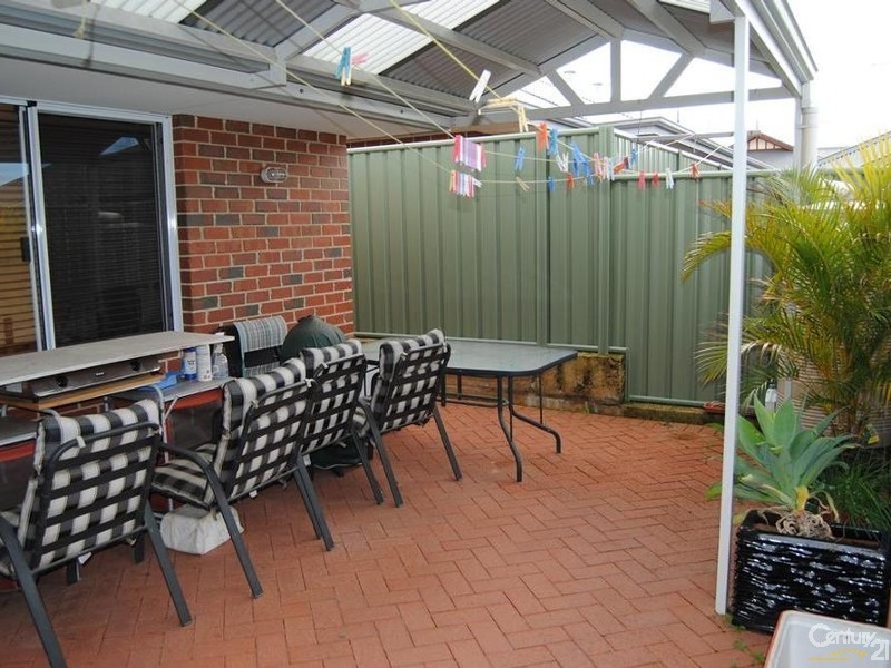 2/44 Hamilton Road, Eaton WA 6232