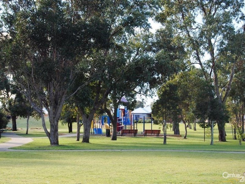 74 Leschenault Parade, Australind WA 6233