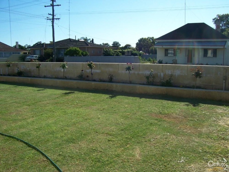 63 King Road, East Bunbury WA 6230