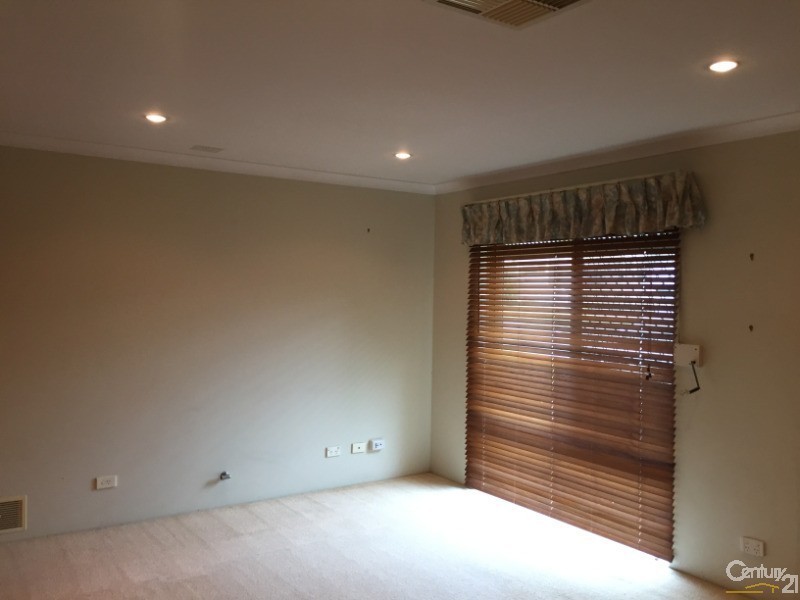 4 Chadd Court, Usher WA 6230