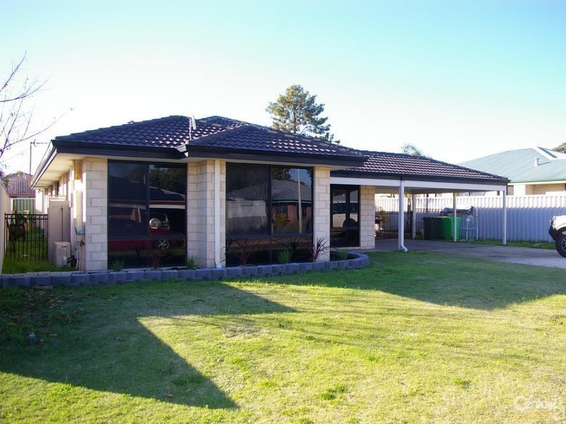 6 Borya Bend, Glen Iris WA 6230