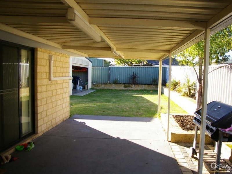 6 Borya Bend, Glen Iris WA 6230