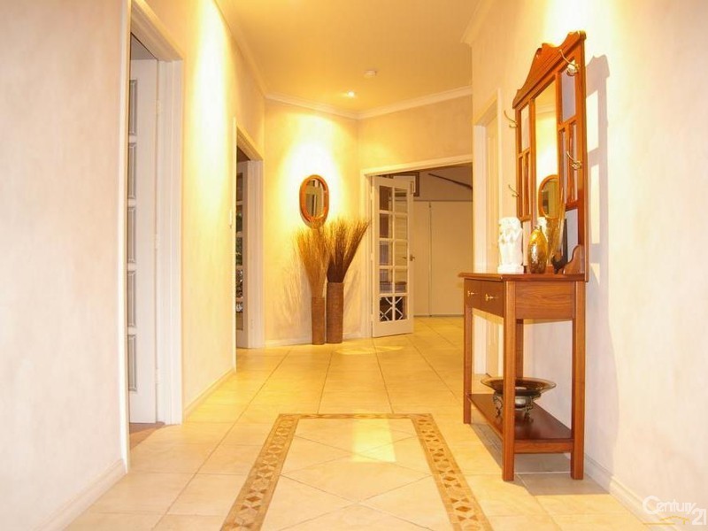 65 Maidment Parade, Dalyellup WA 6230