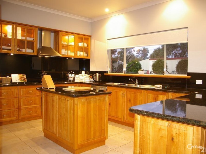 65 Maidment Parade, Dalyellup WA 6230