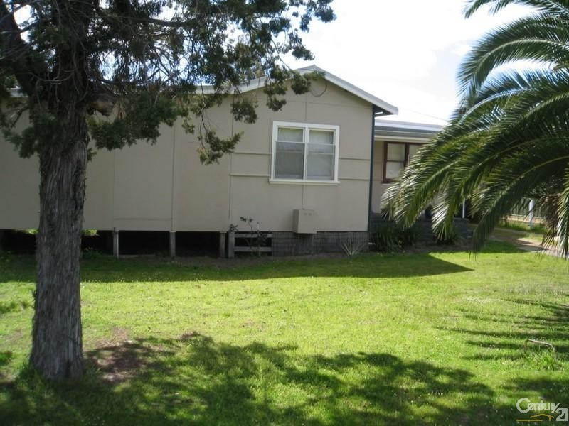 42 Hamilton Road, Eaton WA 6232