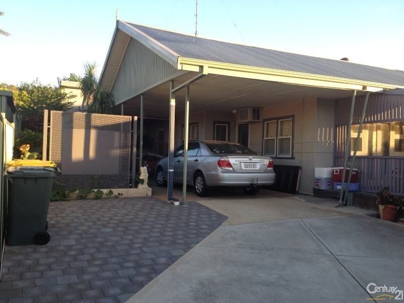 5B Ennis Street, Eaton WA 6232