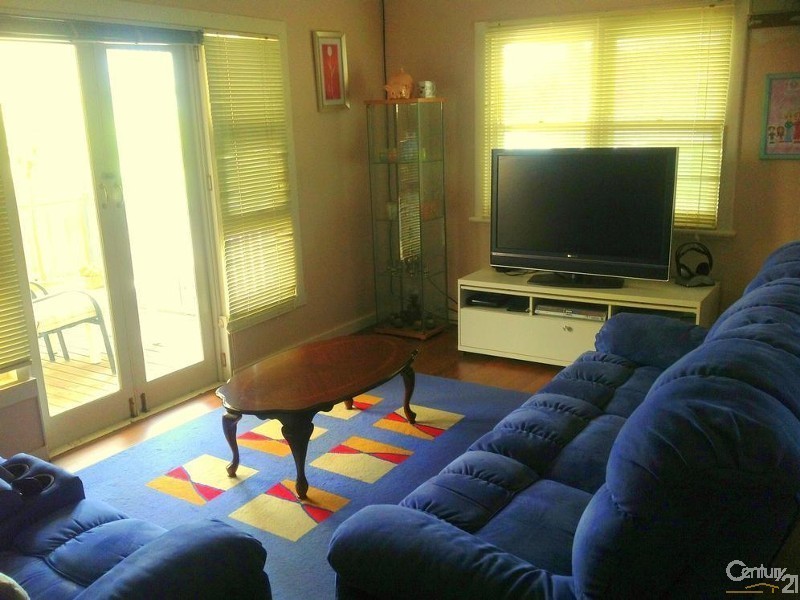 5B Ennis Street, Eaton WA 6232