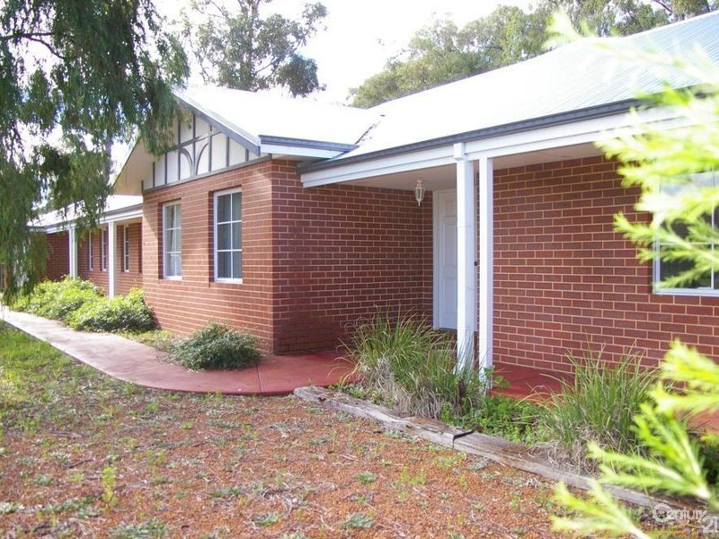 25 Hornibrook Road, Dalyellup WA 6230