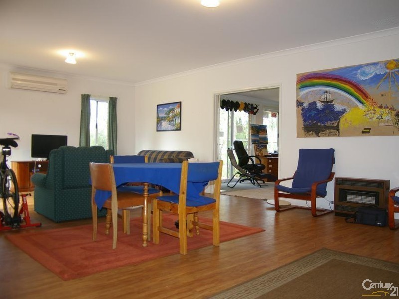 25 Hornibrook Road, Dalyellup WA 6230