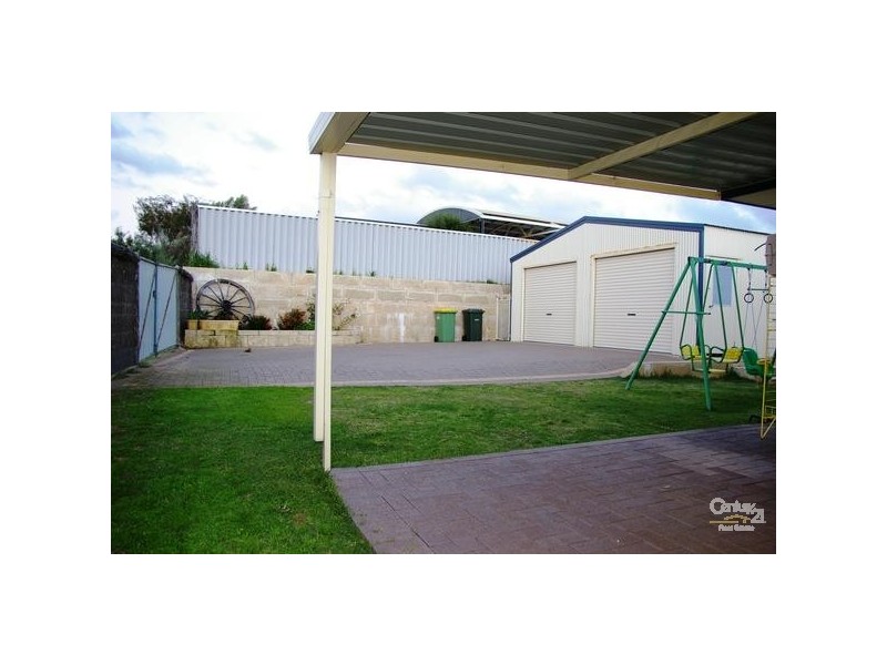 17 Coojong Road, Dalyellup WA 6230