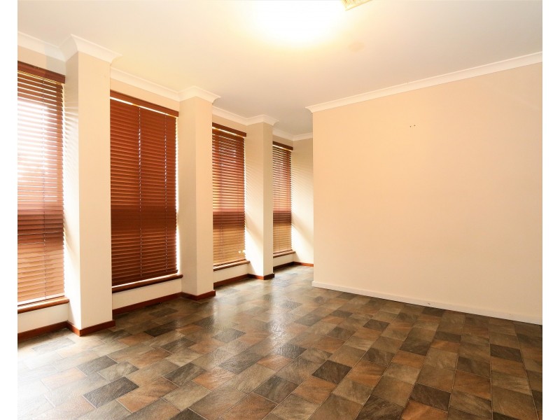 17 Laura Avenue, Australind WA 6233
