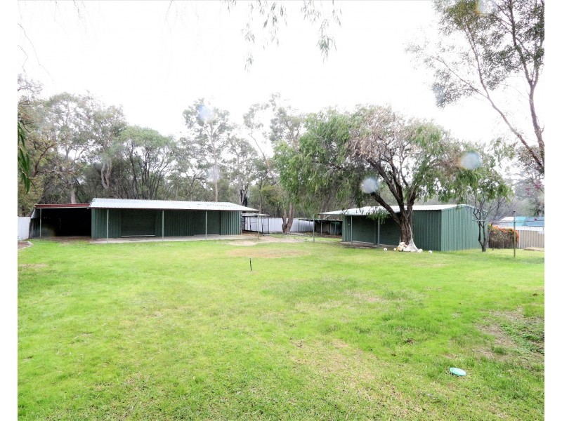 17 Laura Avenue, Australind WA 6233