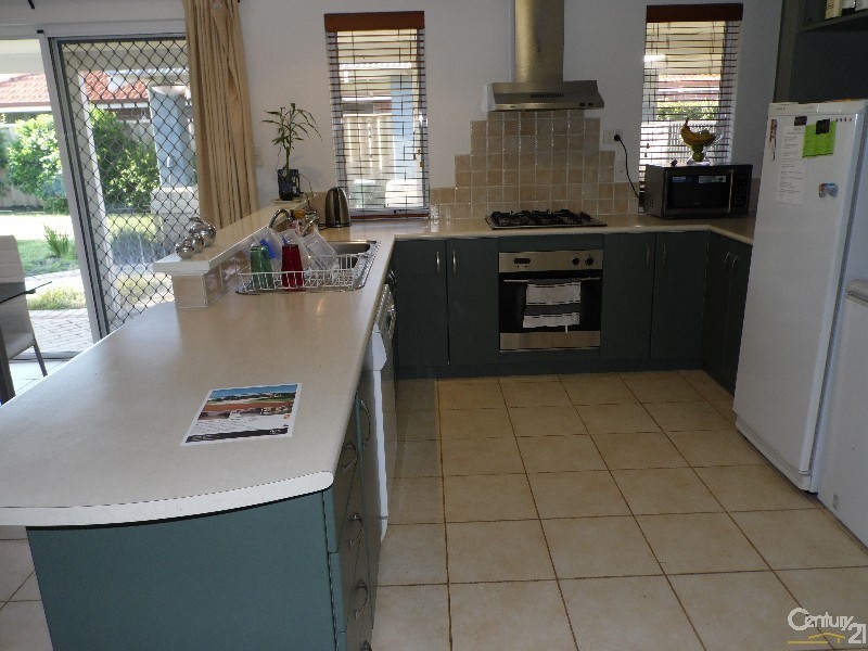 132 Dalyellup Boulevard, Dalyellup WA 6230