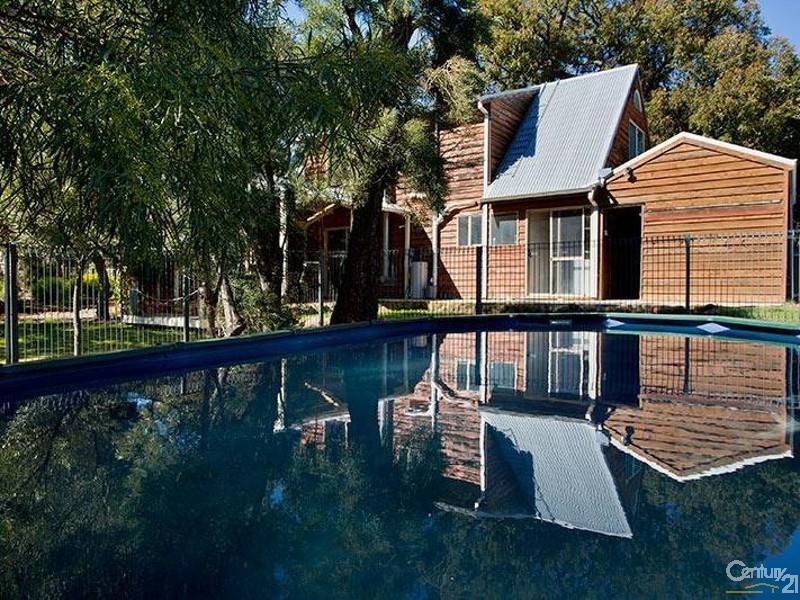 61 Armstrong Street, Boyanup WA 6237