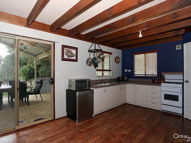 61 Armstrong Street, Boyanup WA 6237