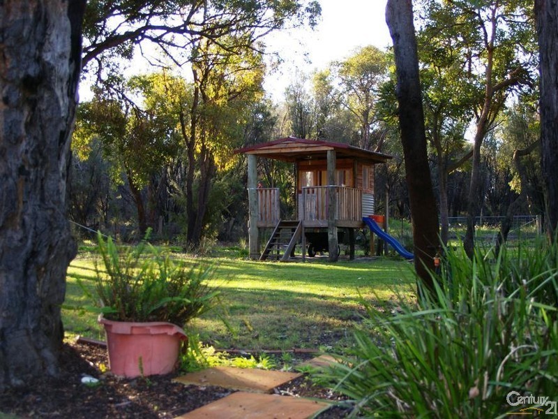62 Gulf Way, Leschenault WA 6233